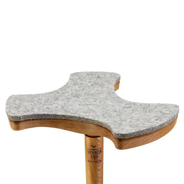 Ergonomischer Hocker aus Buchenholz mit Filz – Bild 2