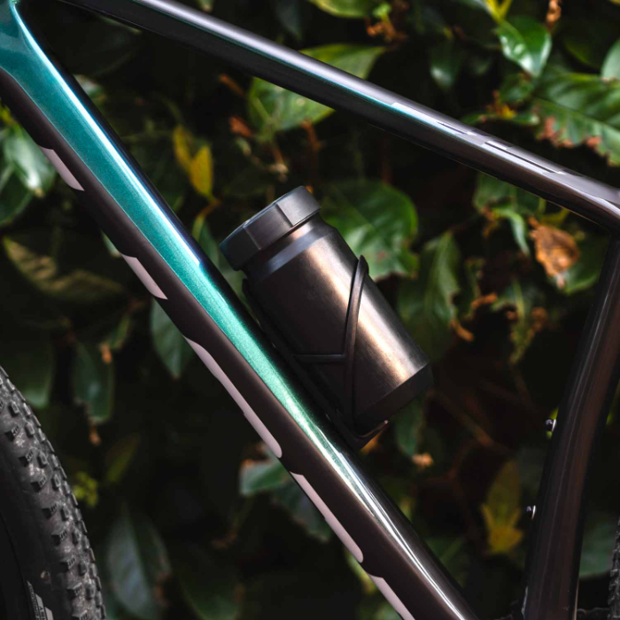 Töls CN Cage 866, Flaschenhalter mit Reifenheber – Bild 2